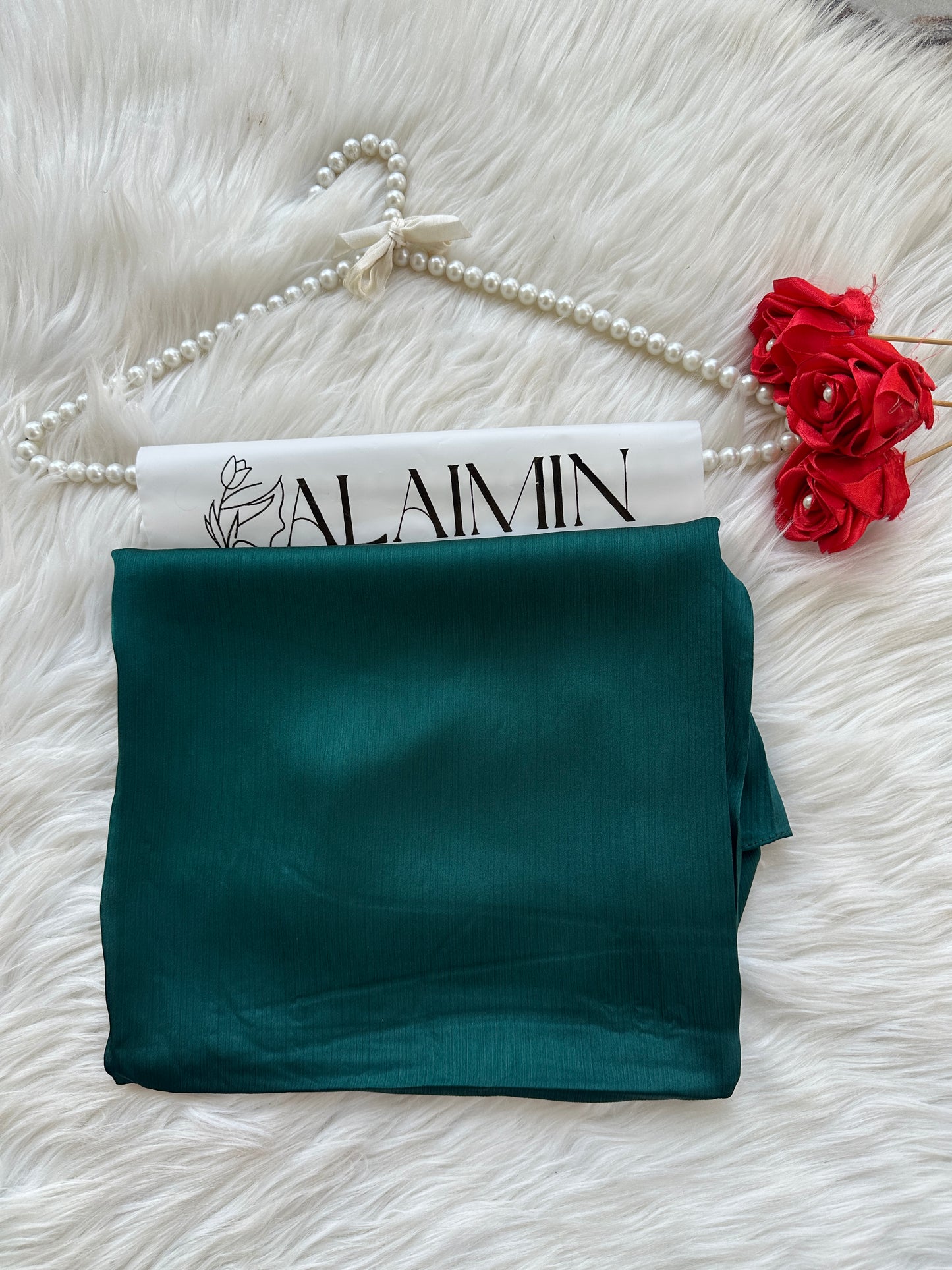 BOTTLE GREEN | PREMIUM CRINKLE SILK HIJABS