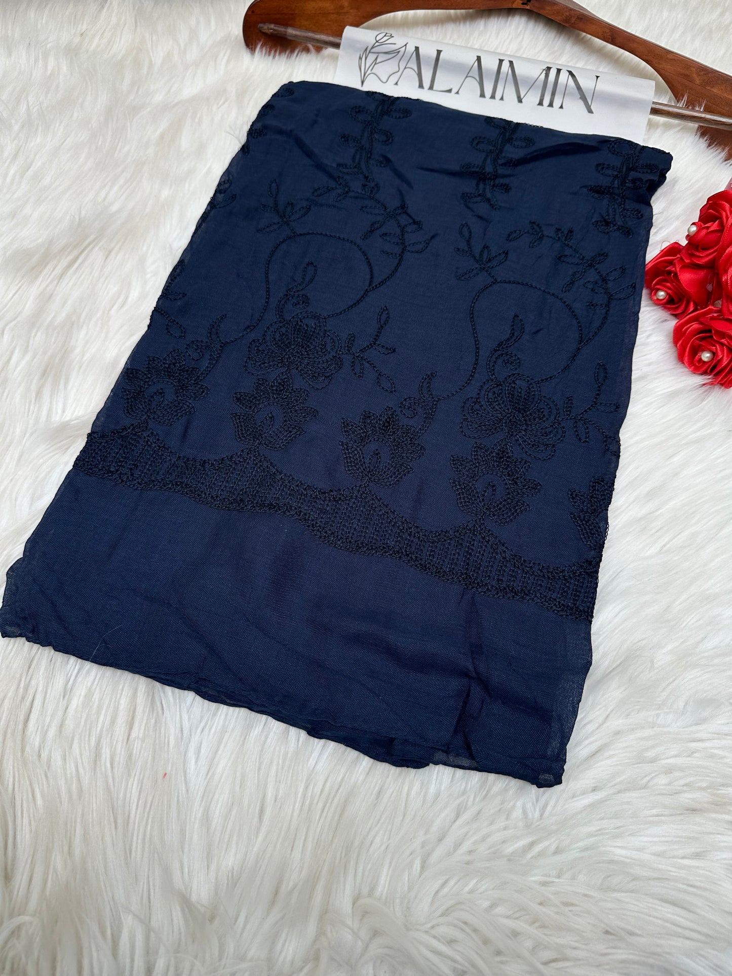 EMBROIDERY LAWN HIJAB| NAVY BLUE