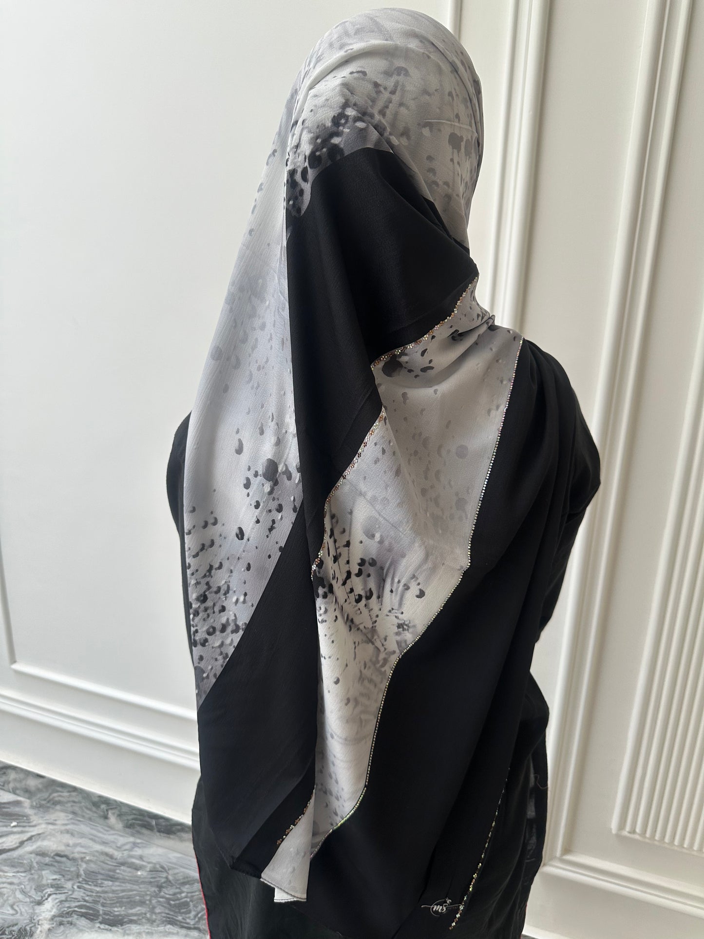 BLACK | LUXE SOFT RHINESTONE TURKISH HIJAB