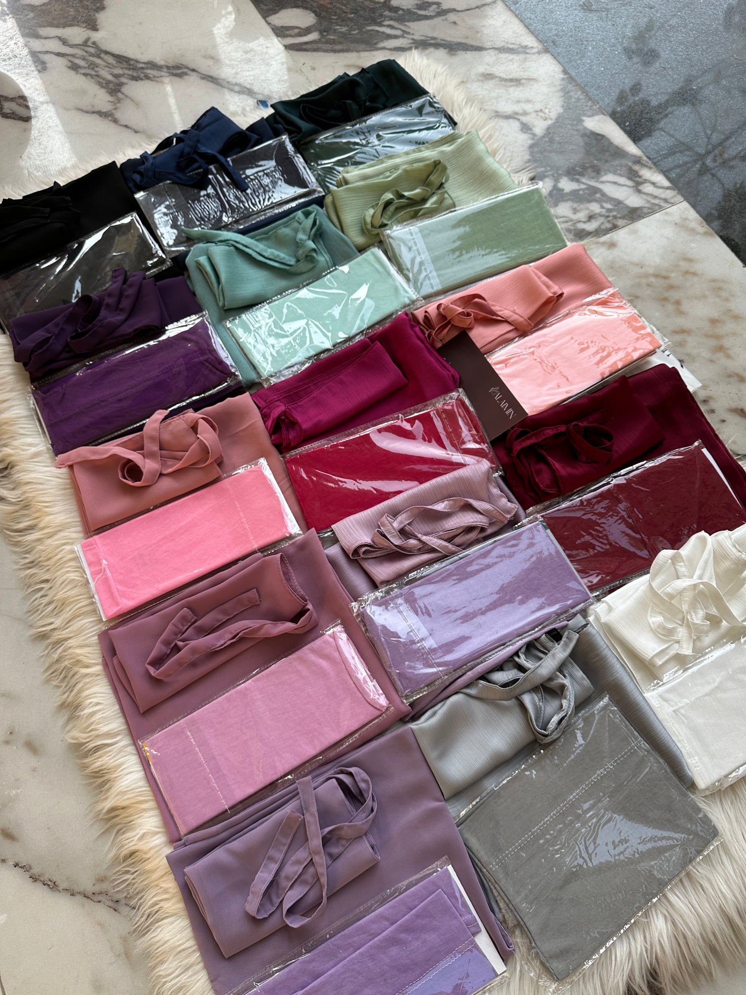 ALAIMIN Essential Modesty Set
Plain Hijab • Matching Niqaab • Inner Cap