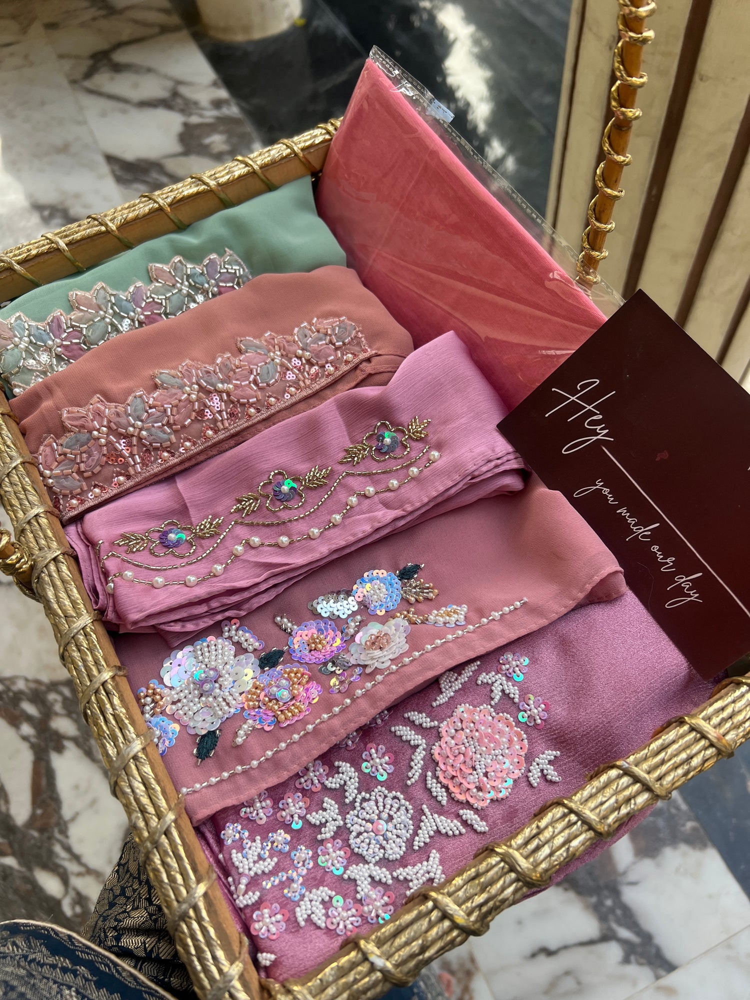 AFFORDABLE LUXE EDITION