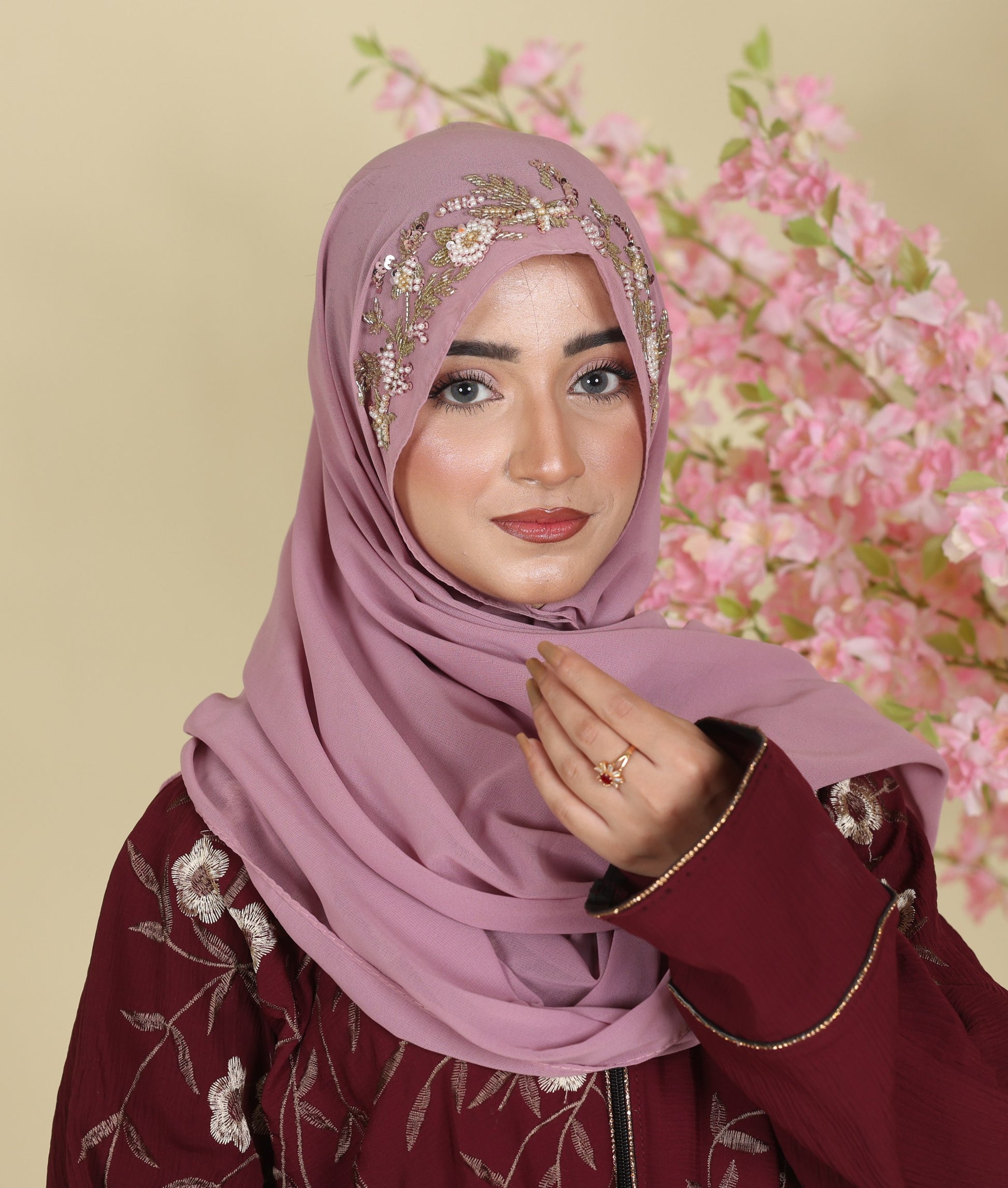 fancy hijab
georgette hijab
handwork
wedding hijab
purple
fancy hijab
lilac
