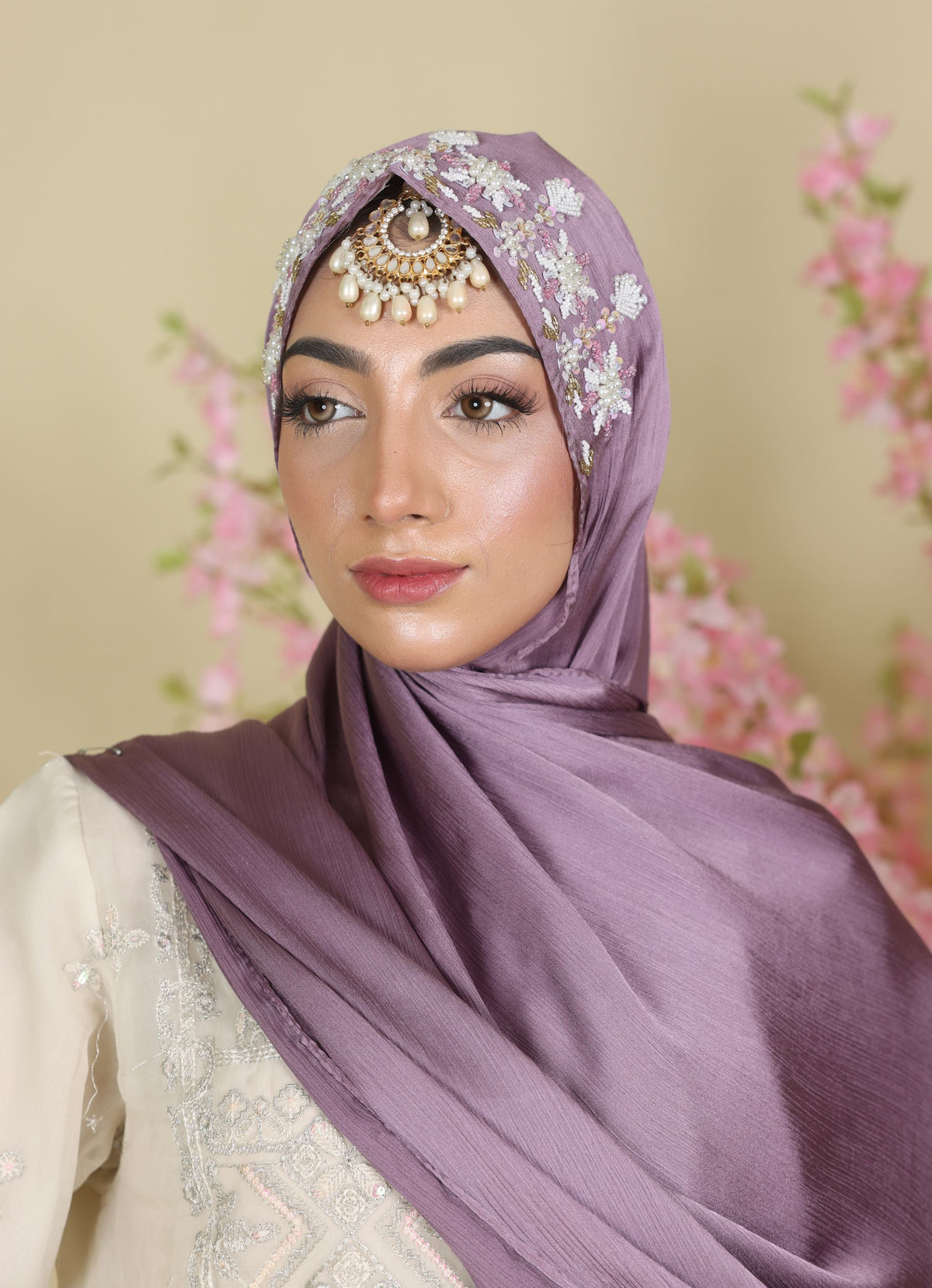 purple 
silk
fancy hijab
wedding hijab
lilac