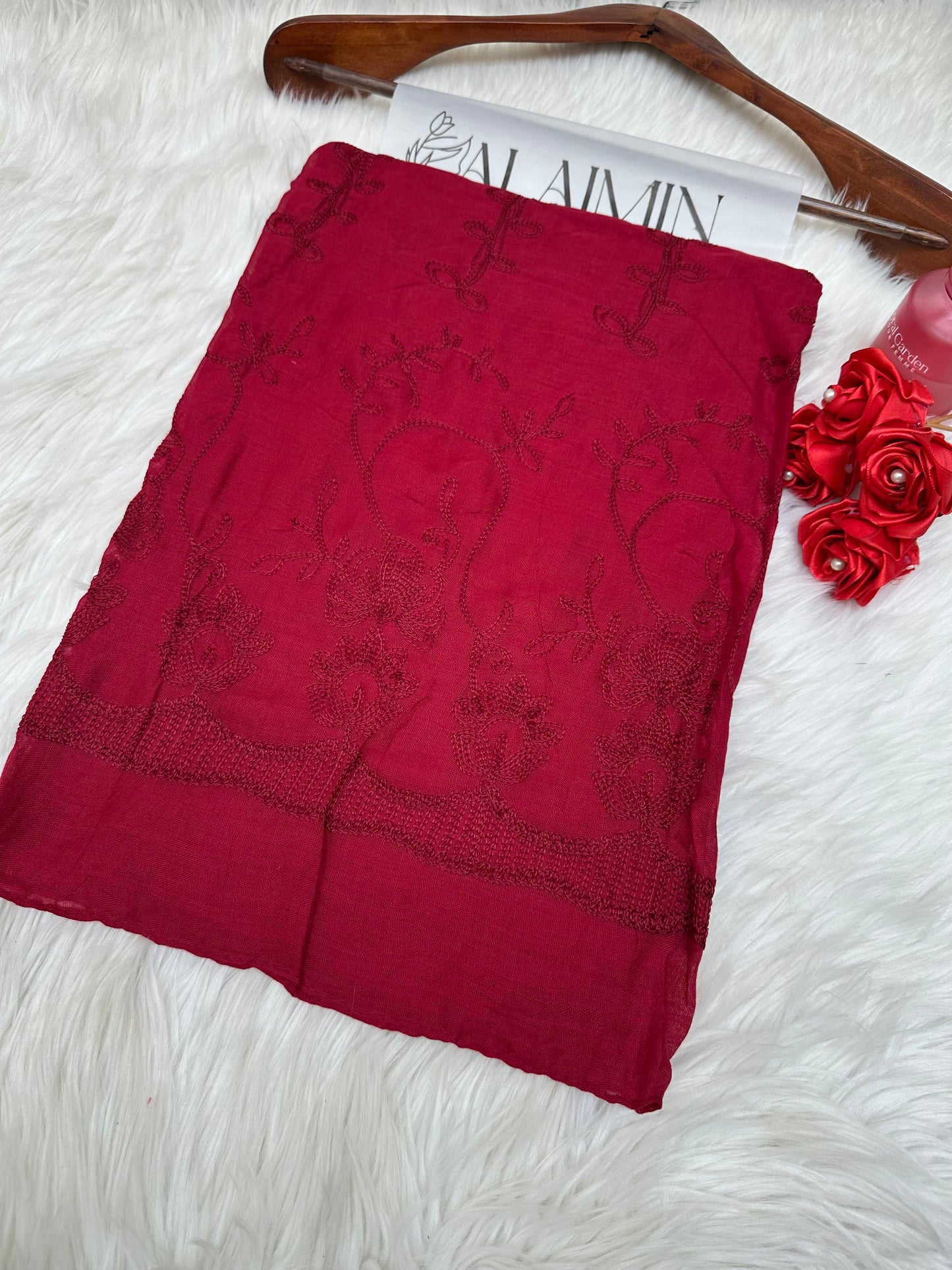 EMBROIDERY LAWN HIJAB| RUBY RED