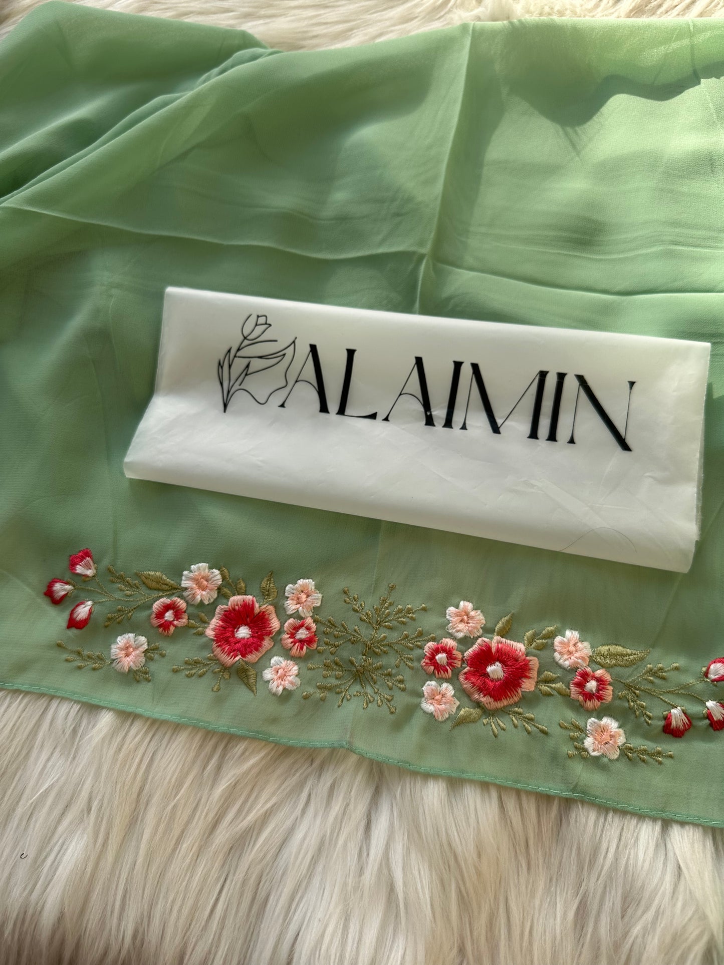 BAAG E BAHAR | LUXURY THREADWORK MINT GREEN HIJAB