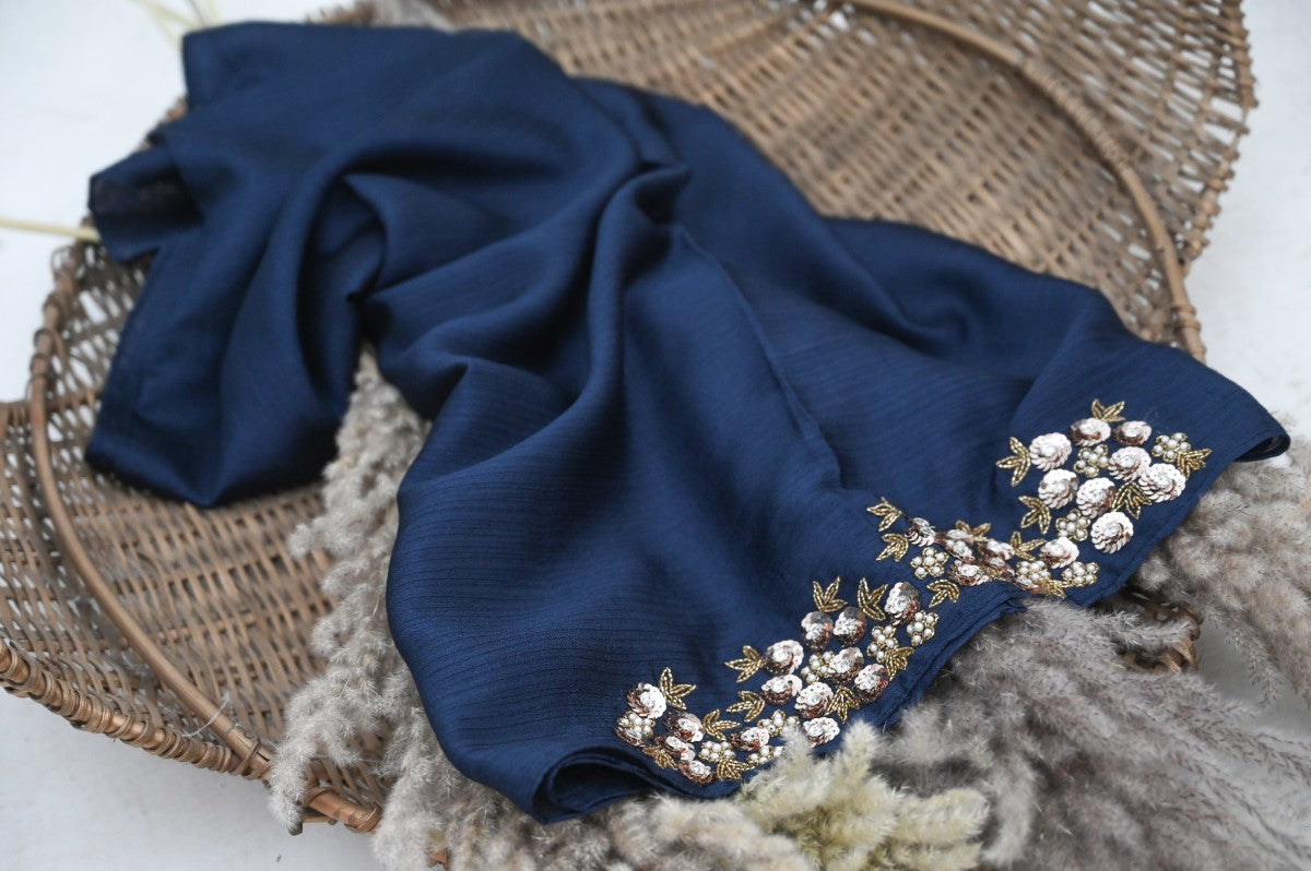 fancy hijab for wedding in blue