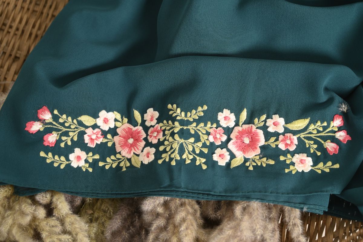 fancy scarf hijab in pakistan