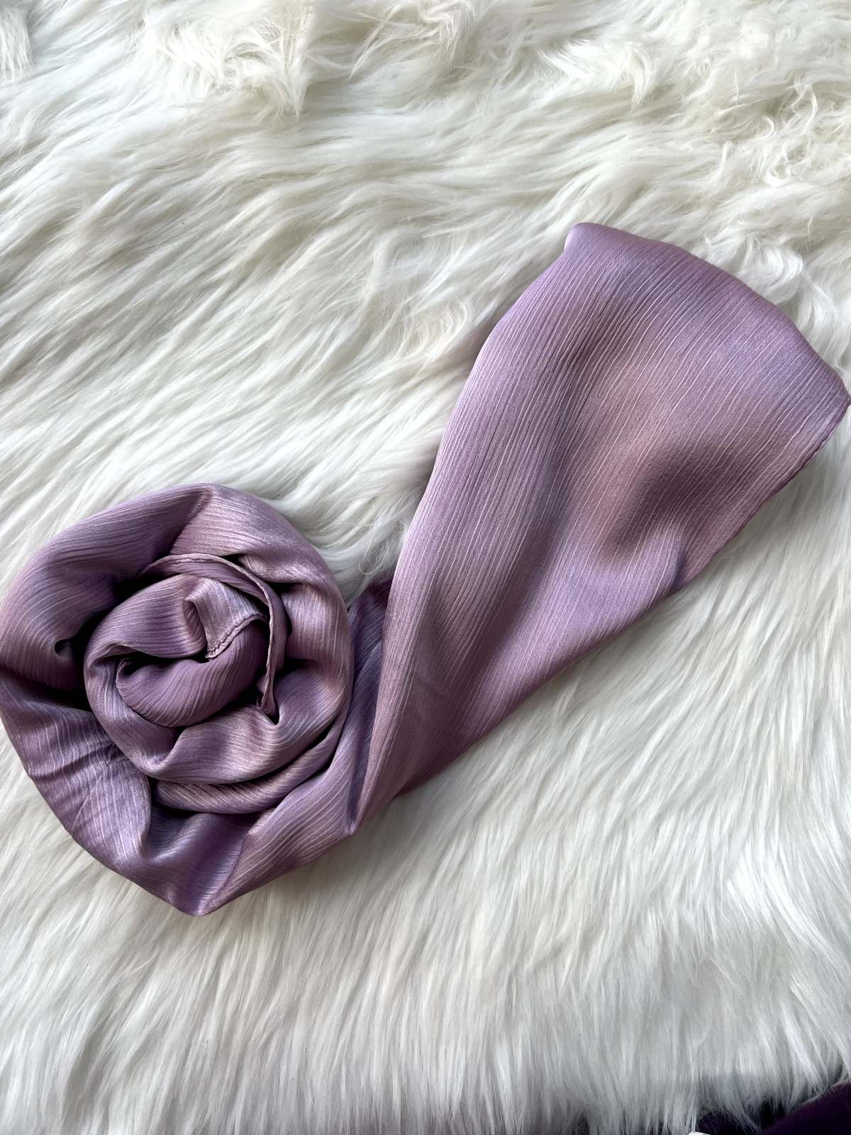 crinkle silk luxury hijab scarf in lavender light purple fo reveryday wear or formal events fancy stall